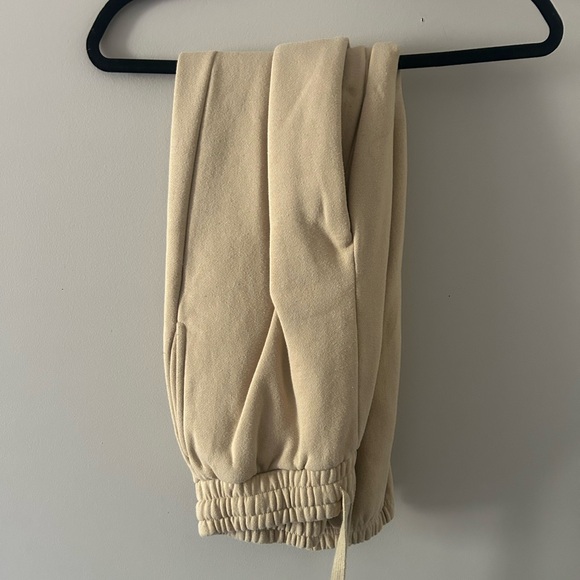 Juicy couture sweatsuit - Picture 4 of 4